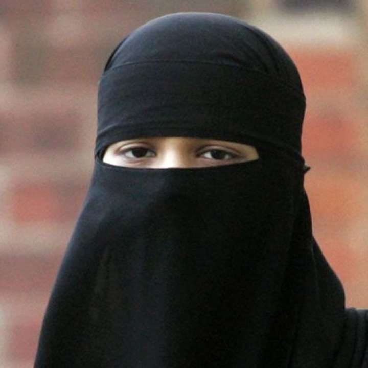 سعيدة مدحت